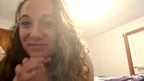 Snapshot of lilwhitemilf chatting on 17, 9, 2025 lilwhitemilf online show from 17, 9, 2025
