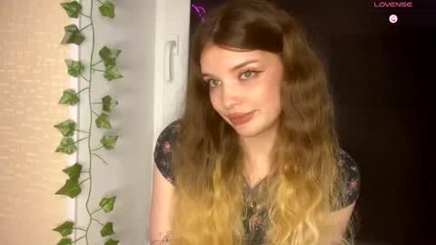 Lily online show from 25, 4, 2026
