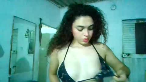 lily_anal_squirt online show from 25, 1, 2025