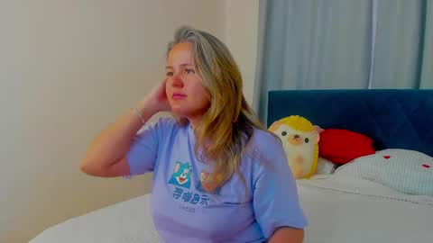 Lily online show from 4, 6, 2026