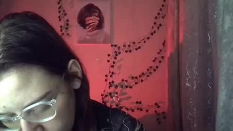 lily_ember online show from 21, 10, 2025