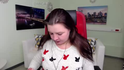 Lily online show from 9, 2, 2026