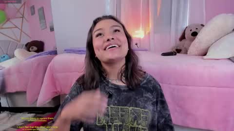 Snapshot of lily_fox1 chatting on 24, 9, 2025 Lily online show from 24, 9, 2025