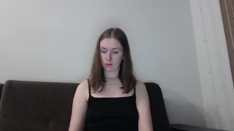 lily_love_x online show from 9, 11, 2025
