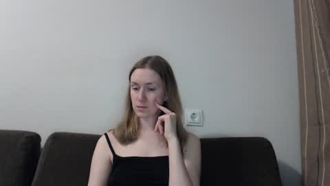 Snapshot of lily_love_x chatting on 15, 7, 2026 lily_love_x online show from 15, 7, 2026