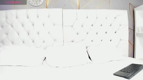 Snapshot of lily_lv chatting on 9, 1, 2025 Lily online show from 9, 1, 2025