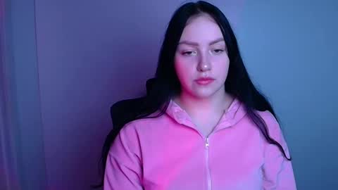 Snapshot of lily_lyyy chatting on 6, 1, 2026 Lily online show from 6, 1, 2026