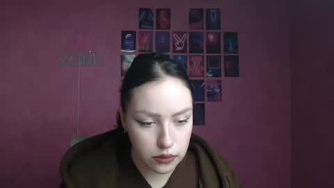 Snapshot of lily_lyyy chatting on 8, 1, 2026 Lily online show from 8, 1, 2026