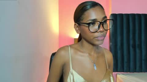 Snapshot of lily_miiller chatting on 7, 2, 2025 Lily Miiller online show from 7, 2, 2025
