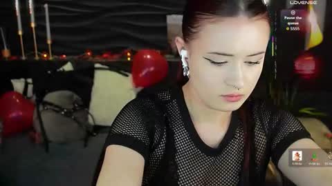 Lily online show from 8, 2, 2026