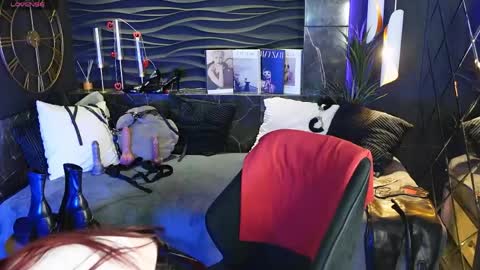 Lily online show from 9, 4, 2026