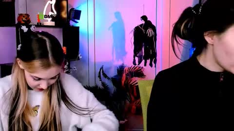 Lily online show from 1, 11, 2025