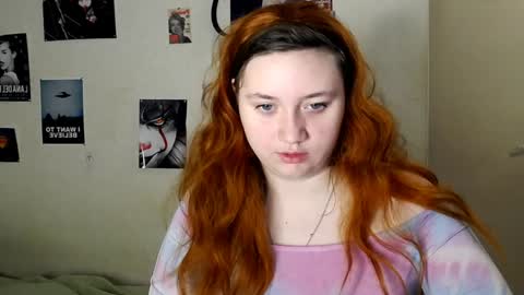 Snapshot of lily_shamy chatting on 25, 12, 2024 Alice online show from 25, 12, 2024