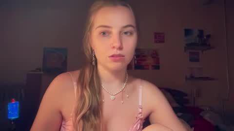 Lily online show from 7, 11, 2025