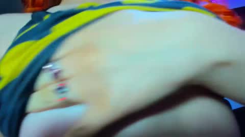 Snapshot of lily_stone04 chatting on 23, 11, 2025 lily_stone04 online show from 23, 11, 2025