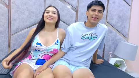 Snapshot of lily_y_finn chatting on 15, 11, 2025 LYLY Y FINN online show from 15, 11, 2025