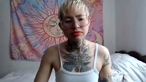 Lily online show from 26, 7, 2026