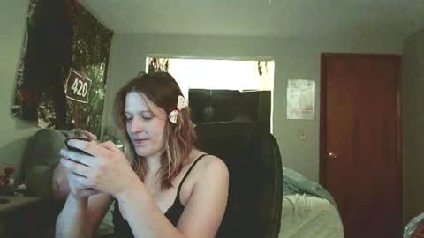 Snapshot of lilybvixen chatting on 8, 7, 2026 lilybvixen online show from 8, 7, 2026