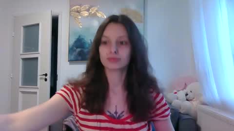 Snapshot of lilycandy_ chatting on 4, 4, 2026 lilycandy_ online show from 4, 4, 2026