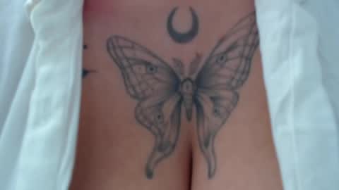 lilyfox23 online show from 17, 4, 2026