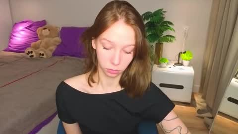 lilylisy online show from 20, 12, 2025