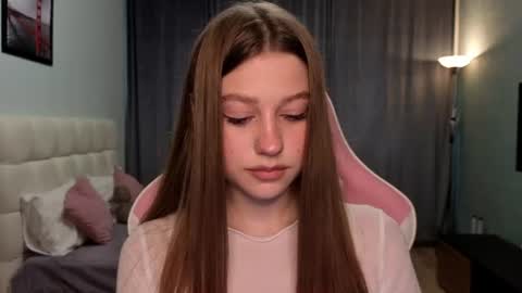 Snapshot of lilymoore69 chatting on 18, 6, 2026 Lily online show from 18, 6, 2026