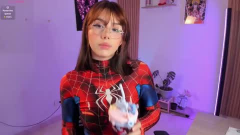 Snapshot of lilyrouse_ chatting on 11, 10, 2025 lily help me to collect more cosplay online show from 11, 10, 2025