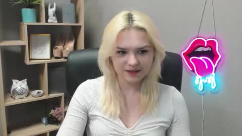 Lily online show from 28, 2, 2026