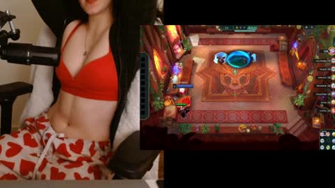Snapshot of lilythrone chatting on 25, 12, 2024 Lily Rone online show from 25, 12, 2024