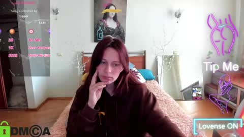 Hi Im Lily online show from 28, 4, 2026