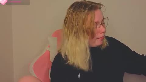 lime cat online show from 22, 11, 2025