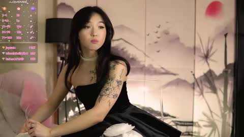 Snapshot of lin_kun chatting on 7, 3, 2025 Lin Use menu to play with me online show from 7, 3, 2025