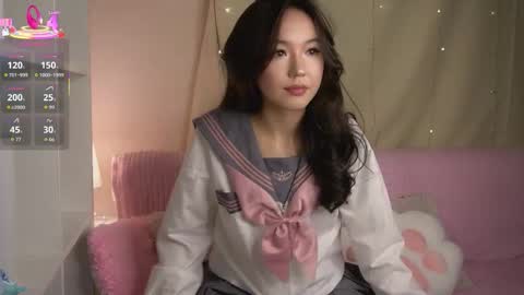 Snapshot of lin_kun chatting on 1, 10, 2025 Lin Use menu to play with me online show from 1, 10, 2025