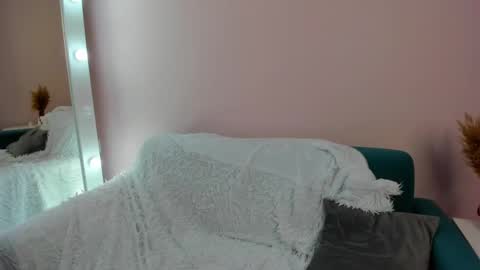 Snapshot of lina_blueeyed chatting on 22, 1, 2025 Lina blueeyed GMT3 1100-1700 Mon Wed Thu Sat Sun online show from 22, 1, 2025