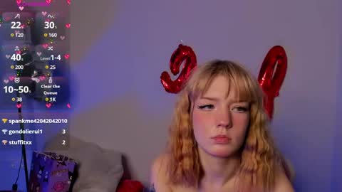 Snapshot of lina_blueeyed chatting on 17, 2, 2025 Lina blueeyed GMT3 1100-1700 Mon Wed Thu Sat Sun online show from 17, 2, 2025