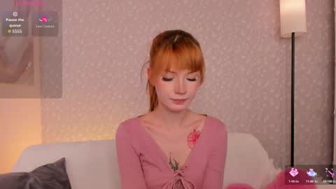 Snapshot of lina_blueeyed chatting on 5, 10, 2025 Lina blueeyed GMT3 1100-1700 Mon Wed Thu Sat Sun online show from 5, 10, 2025