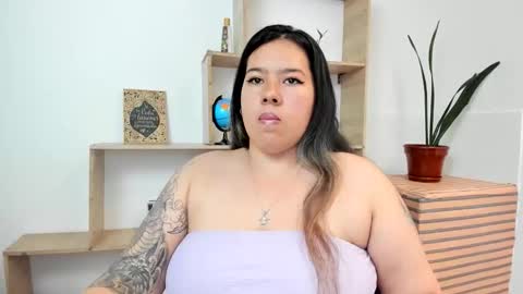 Snapshot of lina_browm chatting on 30, 4, 2026 Lina Browm online show from 30, 4, 2026