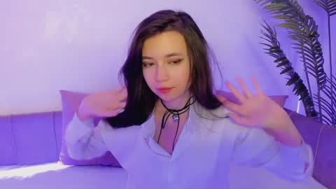 Lina online show from 10, 1, 2025