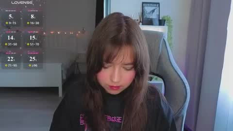 Lina online show from 8, 8, 2026