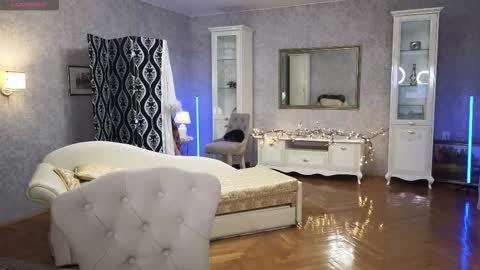 lina_flore online show from 17, 3, 2026