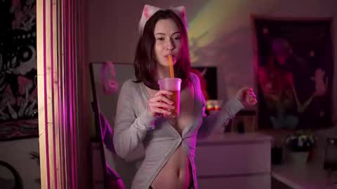 Lina -  online show from 21, 2, 2026