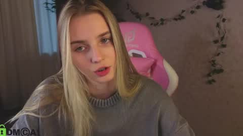 Snapshot of lina_reeds chatting on 21, 4, 2026 LINA online show from 21, 4, 2026