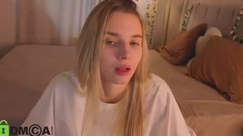Snapshot of lina_reeds chatting on 17, 7, 2026 LINA online show from 17, 7, 2026
