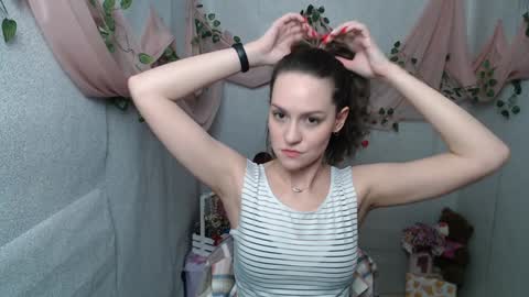 Lina online show from 24, 12, 2024