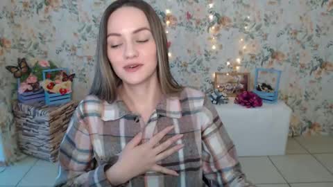 Lina online show from 13, 2, 2025