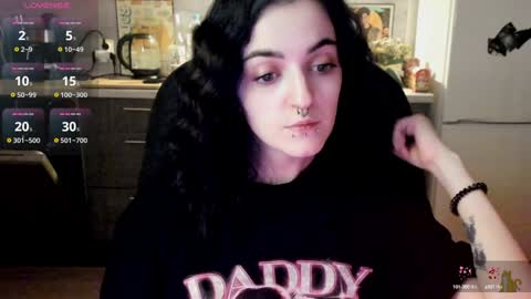 Lina 3  1715622743 online show from 6, 1, 2025