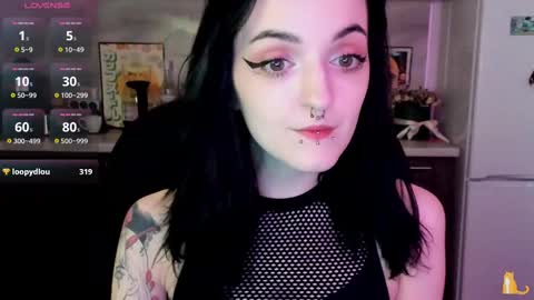 Lina 3  1715622743 online show from 4, 3, 2025