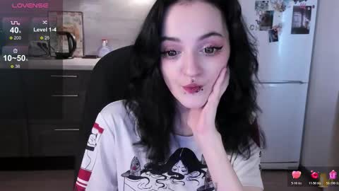 Lina 3  1715622743 online show from 4, 3, 2026