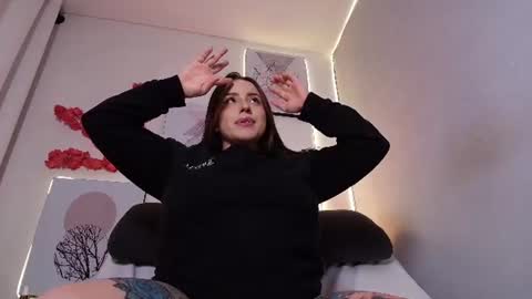 Snapshot of linaa_morris27 chatting on 11, 6, 2026 Linaa online show from 11, 6, 2026