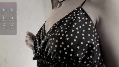 Lina online show from 27, 9, 2025